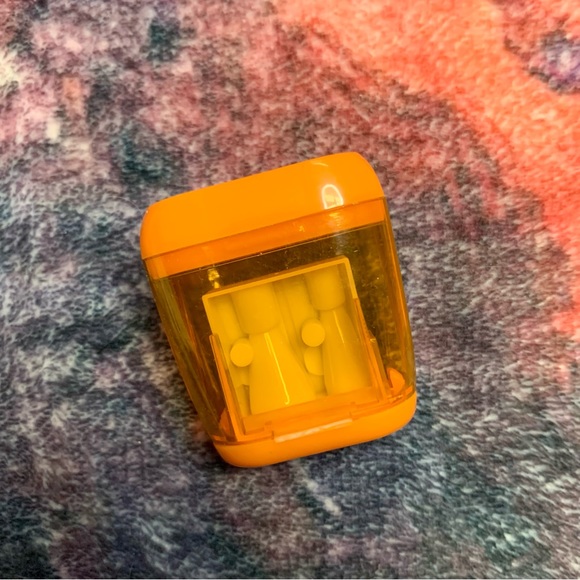 💜 Three Pencil Sharpeners - Picture 14 of 14